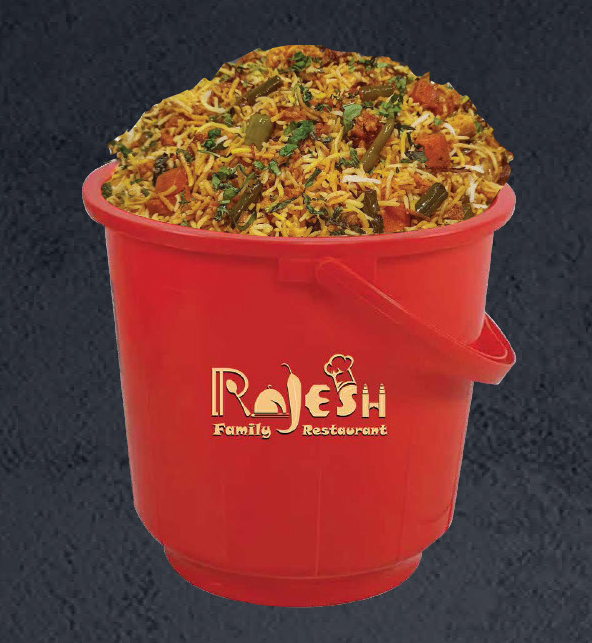 Veg Bucket Biryani 3 persons